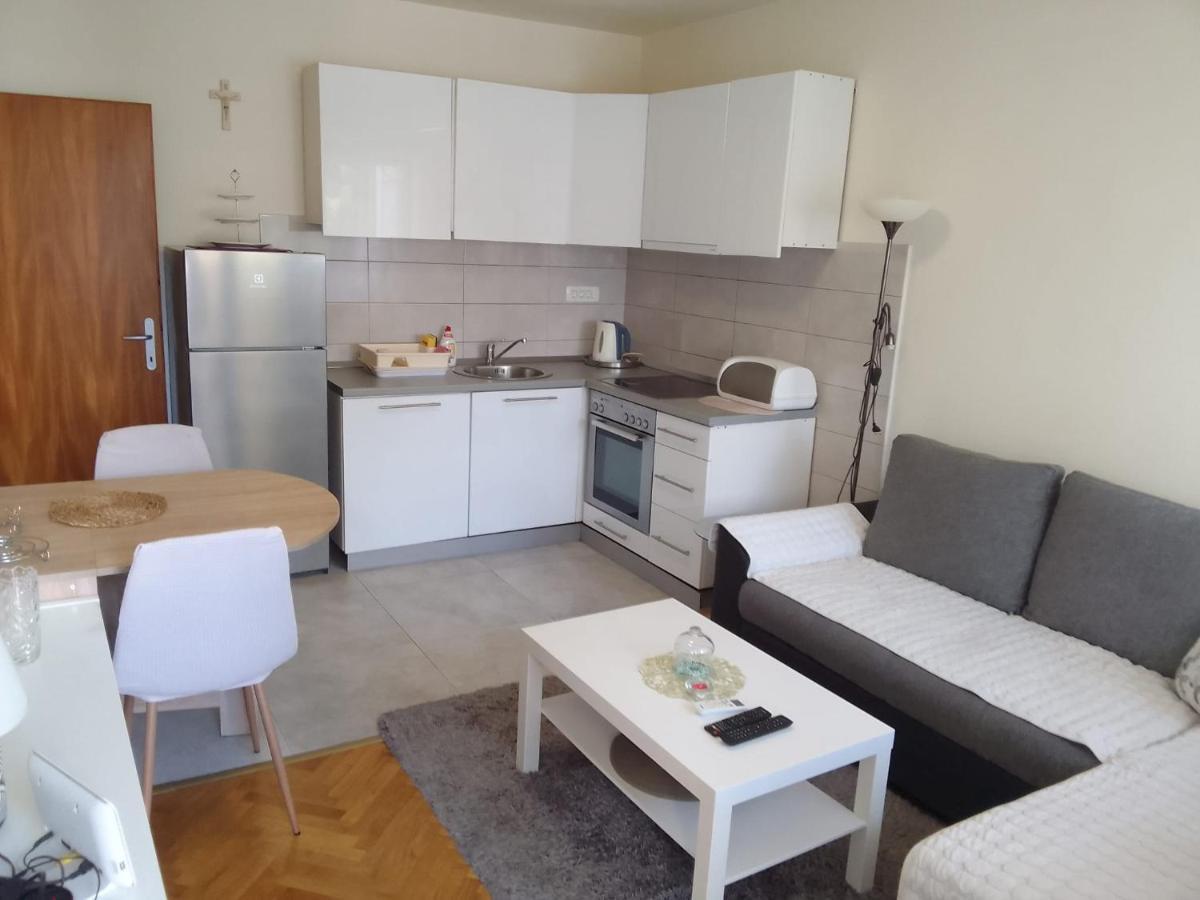 Apartment Italiano Сплит Екстериор снимка
